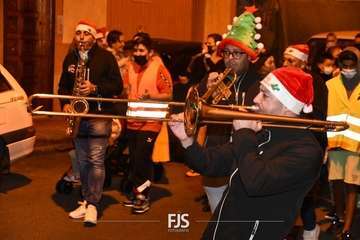 Papá Noel visita de sorpresa Lomo Magullo (Telde)/Francisco Javier Santana.